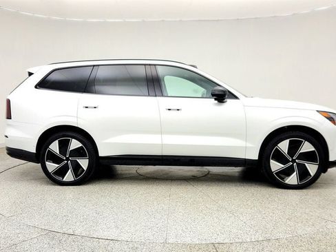 Used 2025 Volvo EX90 Plus AWD/4WD image 4