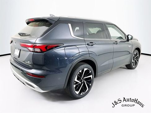 Used 2024 Mitsubishi Outlander SEL Black Edition AWD/4WD image 7