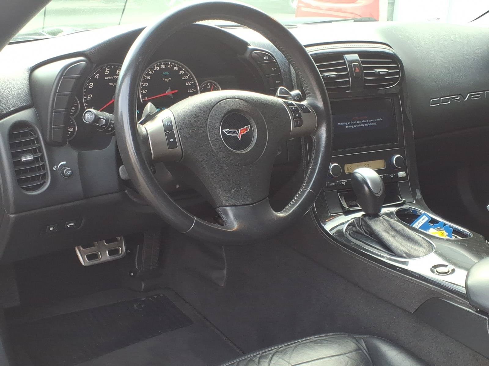Used 2010 Chevrolet Corvette Coupe w/ Preferred Equipment Group RWD image 7