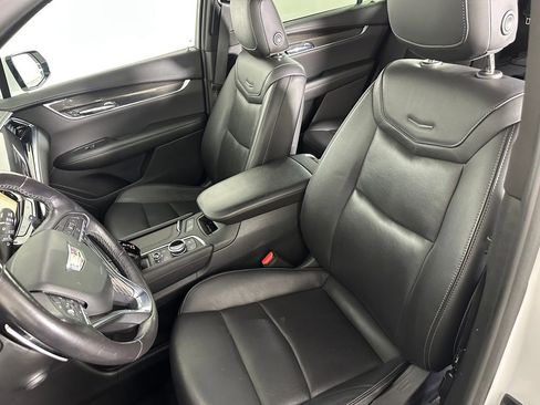 Used 2021 Cadillac XT6 Sport AWD/4WD image 22