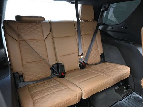 Used 2021 Cadillac Escalade Sport w/ LPO, Illumination Package AWD/4WD image 30