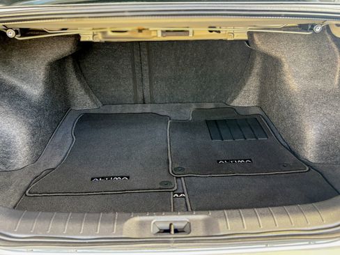 Used 2024 Nissan Altima 2.5 S FWD image 36