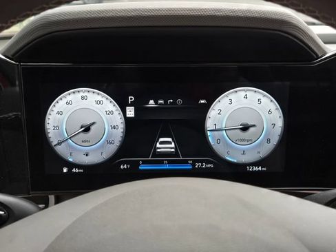 Certified 2025 Hyundai Elantra SEL FWD image 25