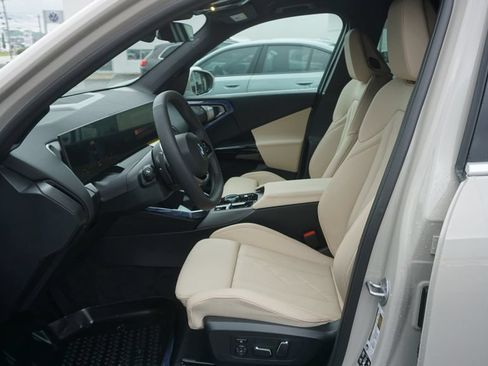 Used 2026 BMW X3 xDrive30i w/ Convenience Package AWD/4WD image 8
