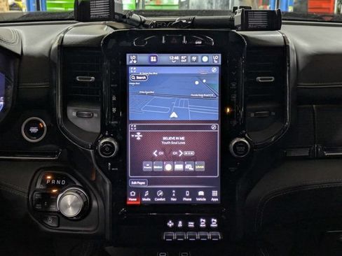 Used 2023 RAM 1500 Limited w/ Body Color Bumper Group AWD/4WD image 18