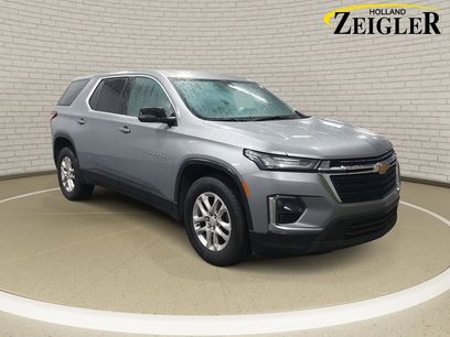 Used 2023 Chevrolet Traverse LS