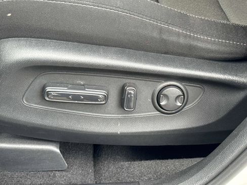 Certified 2024 Honda CR-V EX image 19