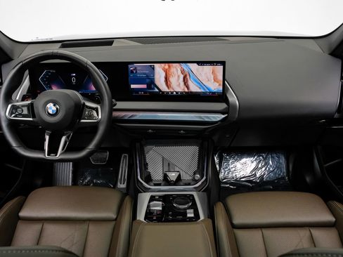 Used 2025 BMW X3 xDrive30i AWD/4WD image 19