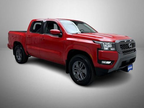 Certified 2025 Nissan Frontier SV w/ SV Convenience Package AWD/4WD image 3