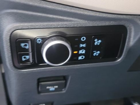 Used 2023 Ford Bronco Wildtrak AWD/4WD image 29