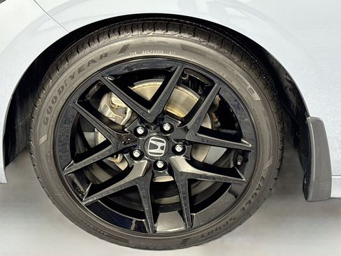 Certified 2023 Honda Civic Sport image 28