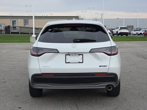 Used 2024 Honda HR-V Sport image 16