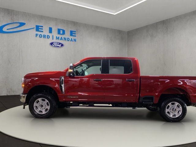 New 2026 Ford F250 XLT w/ FX4 Off-Road Package AWD/4WD image 3