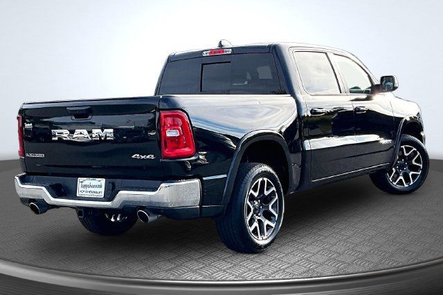 Used 2026 RAM 1500 Laramie AWD/4WD image 6
