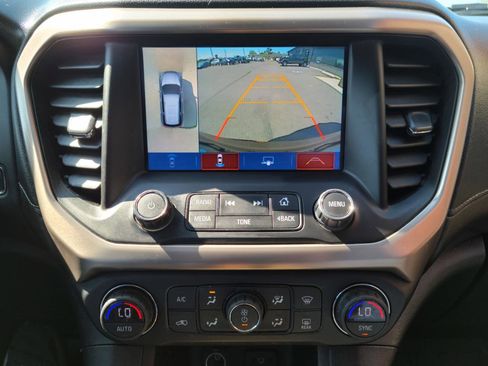 Used 2018 GMC Acadia Denali w/ Technology Package AWD/4WD image 11