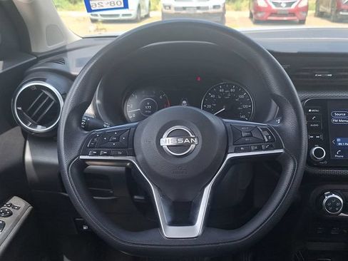 Certified 2024 Nissan Kicks SV FWD image 11
