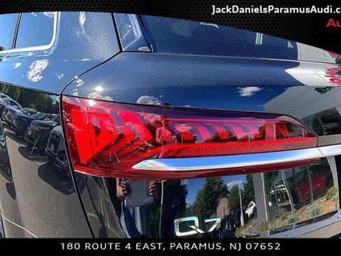Used 2022 Audi Q7 3.0T Premium Plus AWD/4WD image 22