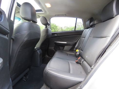 Used 2015 Subaru Crosstrek Touring AWD/4WD image 19