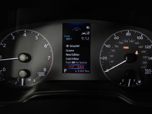 Used 2023 Toyota Corolla LE image 29