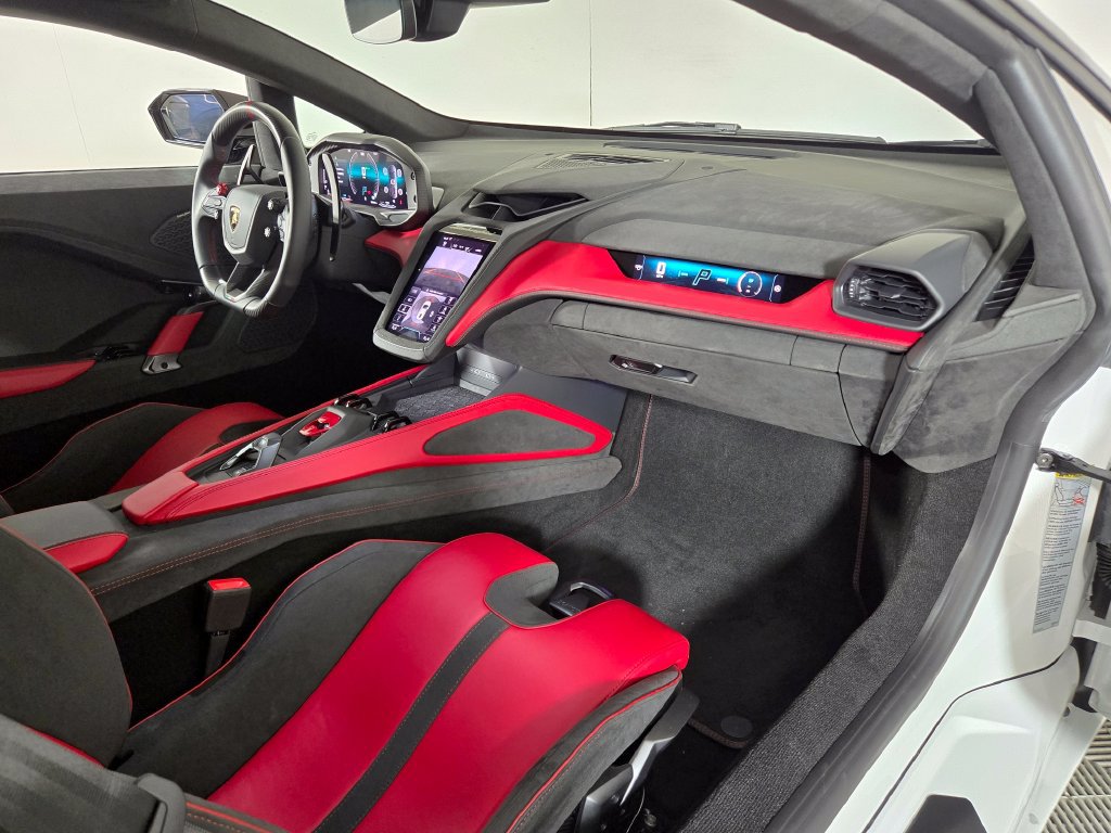 Used 2026 Lamborghini Temerario AWD/4WD image 16