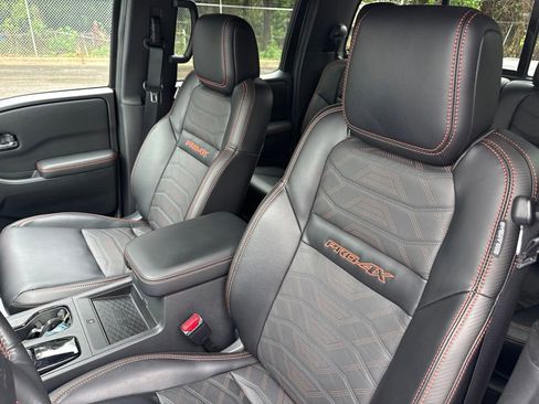Used 2025 Nissan Frontier PRO-4X w/ Pro Premium Package AWD/4WD image 10