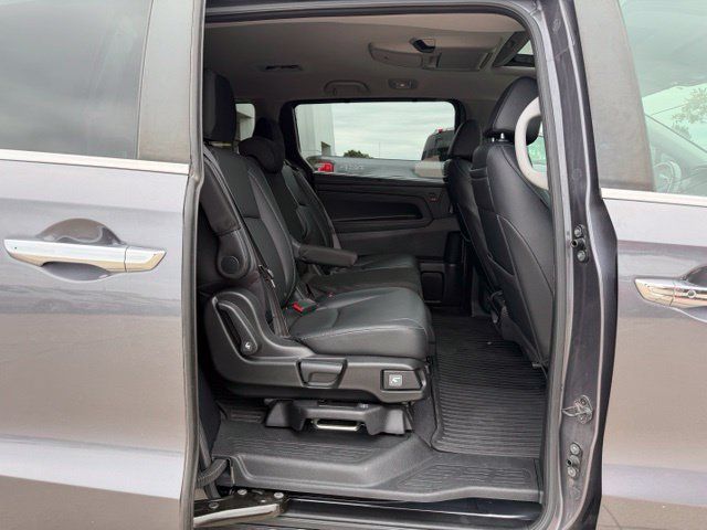 Used 2021 Honda Odyssey Touring image 11