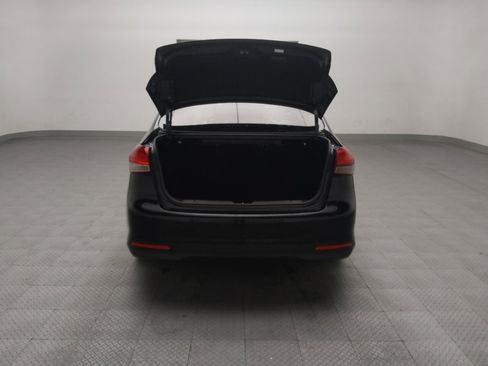 Used 2018 Kia Forte LX image 29