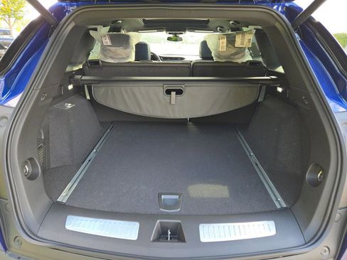New 2025 Cadillac XT5 Premium Luxury image 17