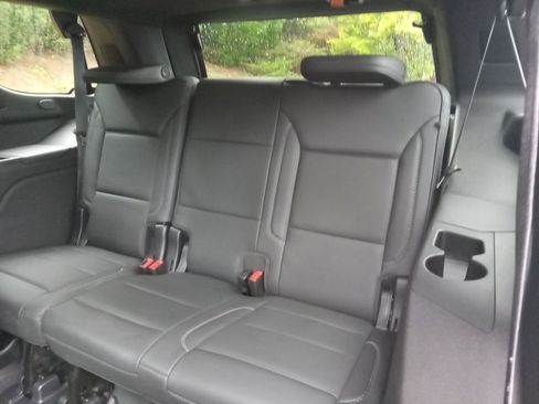 Used 2021 GMC Yukon Denali w/ LPO, Illumination Package image 26