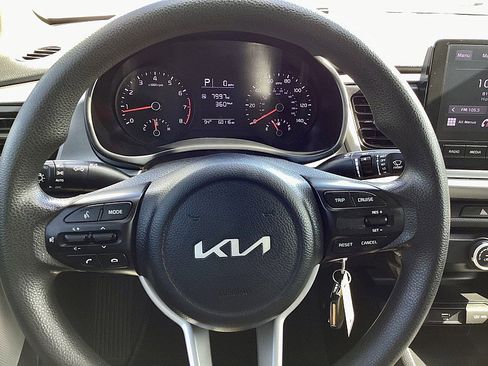 Used 2022 Kia Rio S image 10