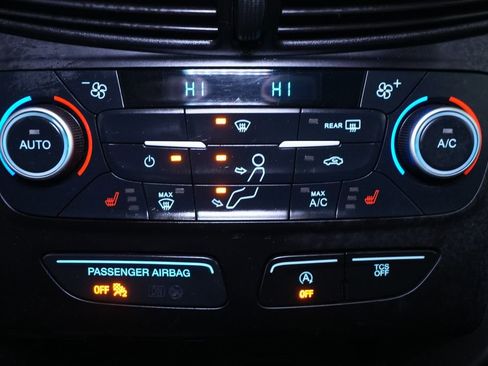 Used 2018 Ford Escape SEL image 30