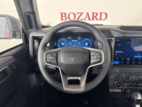 New 2025 Ford Bronco 4-Door image 10