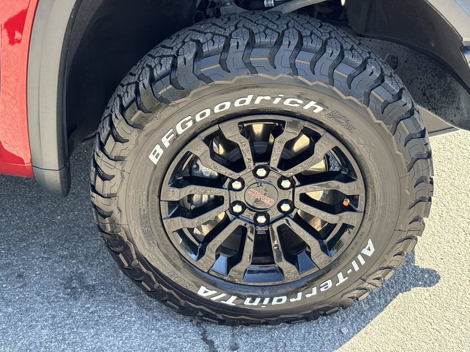 Used 2023 GMC Sierra 1500 AT4X AWD/4WD image 10