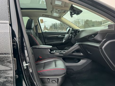 Used 2023 Buick Envision Essence w/ Sport Touring Package image 9