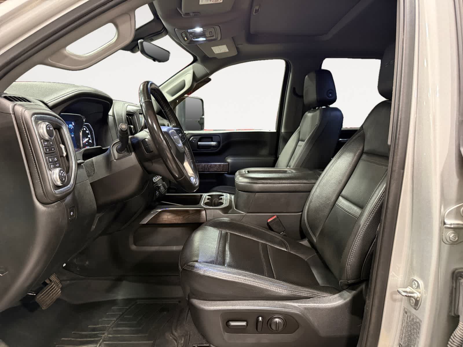 Used 2021 GMC Sierra 2500 Denali w/ Denali Ultimate Package AWD/4WD image 10