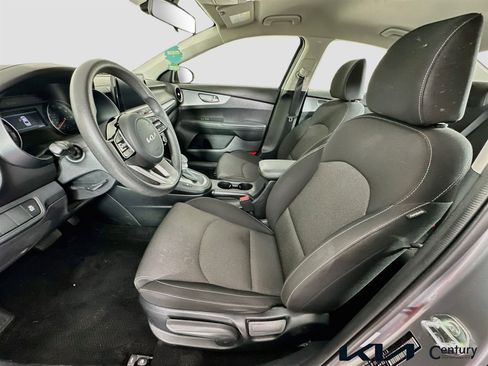 Certified 2024 Kia Forte LXS image 19