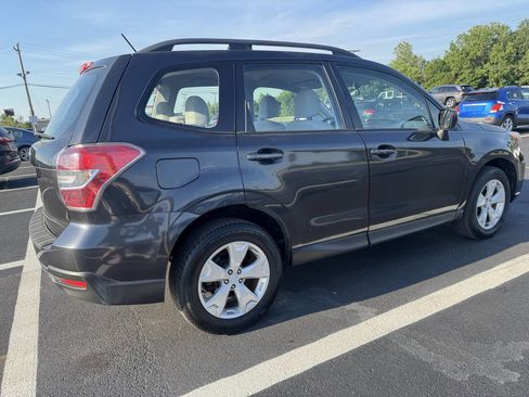 Used 2015 Subaru Forester 2.5i w/ Alloy Wheel Package AWD/4WD image 8