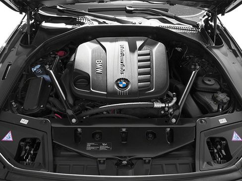 Used 2014 BMW 535d Sedan image 14