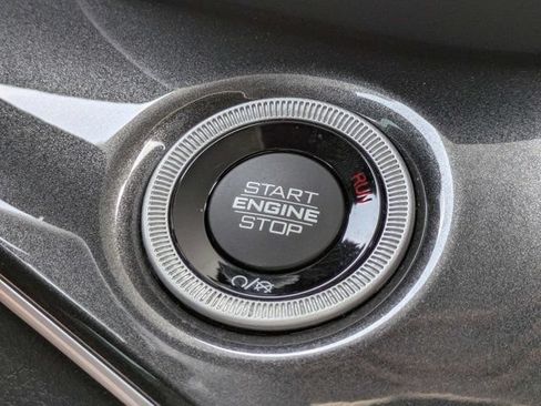 Used 2022 Jeep Grand Cherokee Altitude RWD image 30