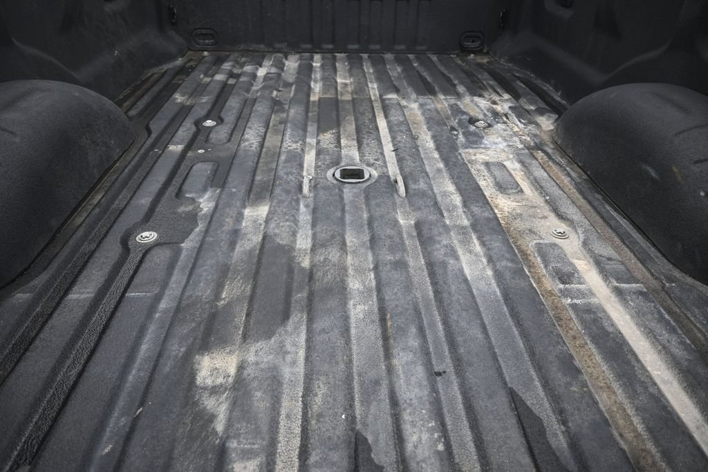 Used 2024 Ford F350 Platinum w/ FX4 Off-Road Package AWD/4WD image 10