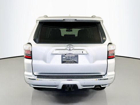 Used 2018 Toyota 4Runner Limited w/ Convenience Package AWD/4WD image 6