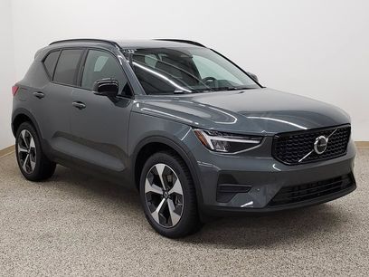 New 2026 Volvo XC40 B5 Core w/ Protection Package Premier