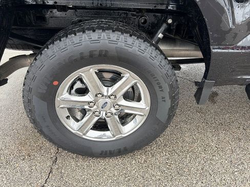 Used 2025 Ford F150 XLT w/ Equipment Group 301A Standard image 11