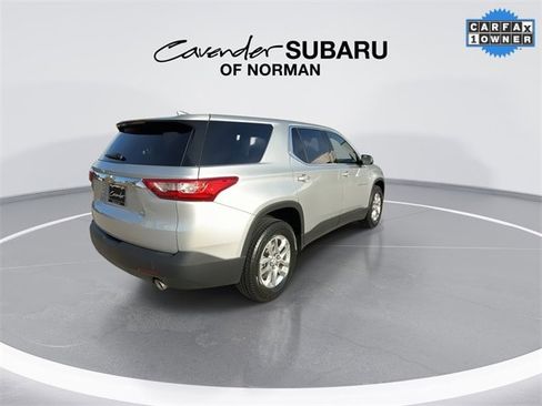 Used 2021 Chevrolet Traverse LS image 8