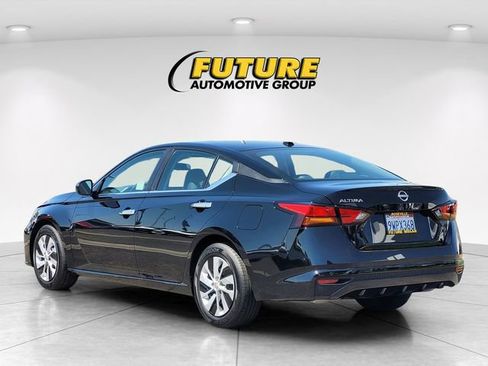 Certified 2025 Nissan Altima 2.5 S FWD image 7