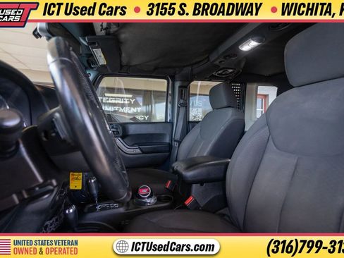Used 2016 Jeep Wrangler Unlimited Sport w/ Quick Order Package 24S AWD/4WD image 10