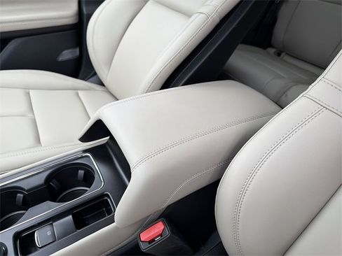 New 2026 Lincoln Corsair Premiere image 21