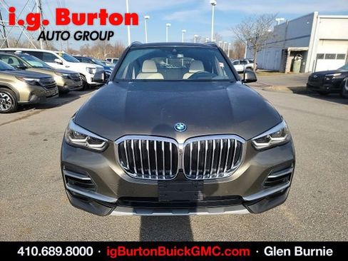 Used 2022 BMW X5 xDrive45e w/ Luxury Seating Package image 2