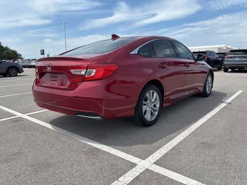 Used 2020 Honda Accord LX image 5