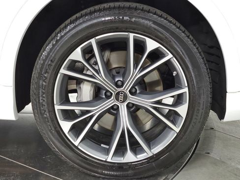 Used 2023 Audi Q8 Prestige AWD/4WD image 13